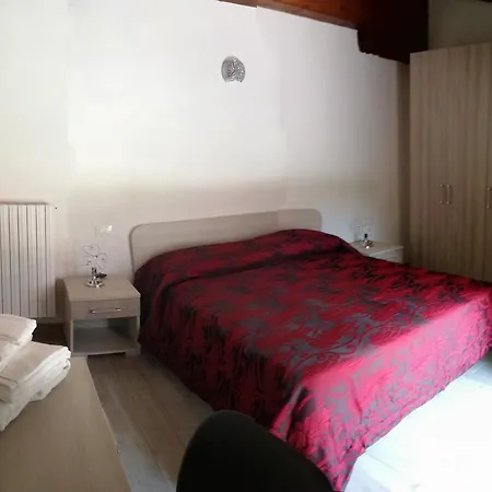 Agriturismo Cornei Da Nadia 콜리오